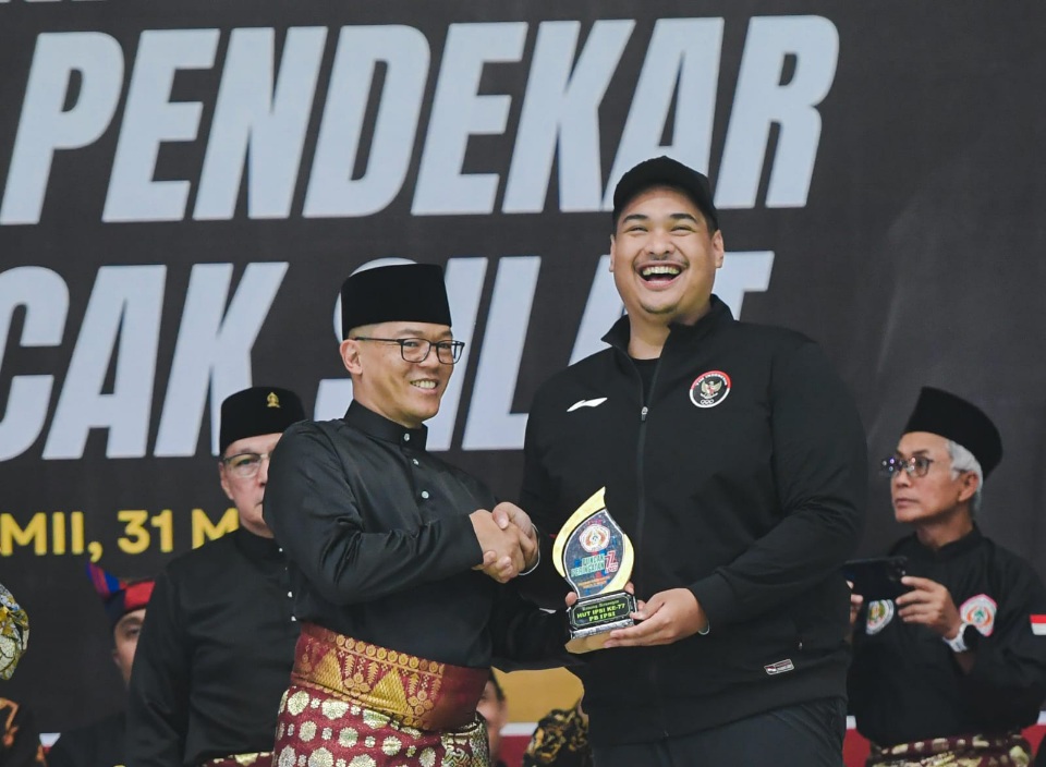 Ucapkan Selamat HUT IPSI ke-77, Menpora Dito Apresiasi Dedikasi Ketum PB IPSI Majukan Pencak Silat ke Pentas Dunia