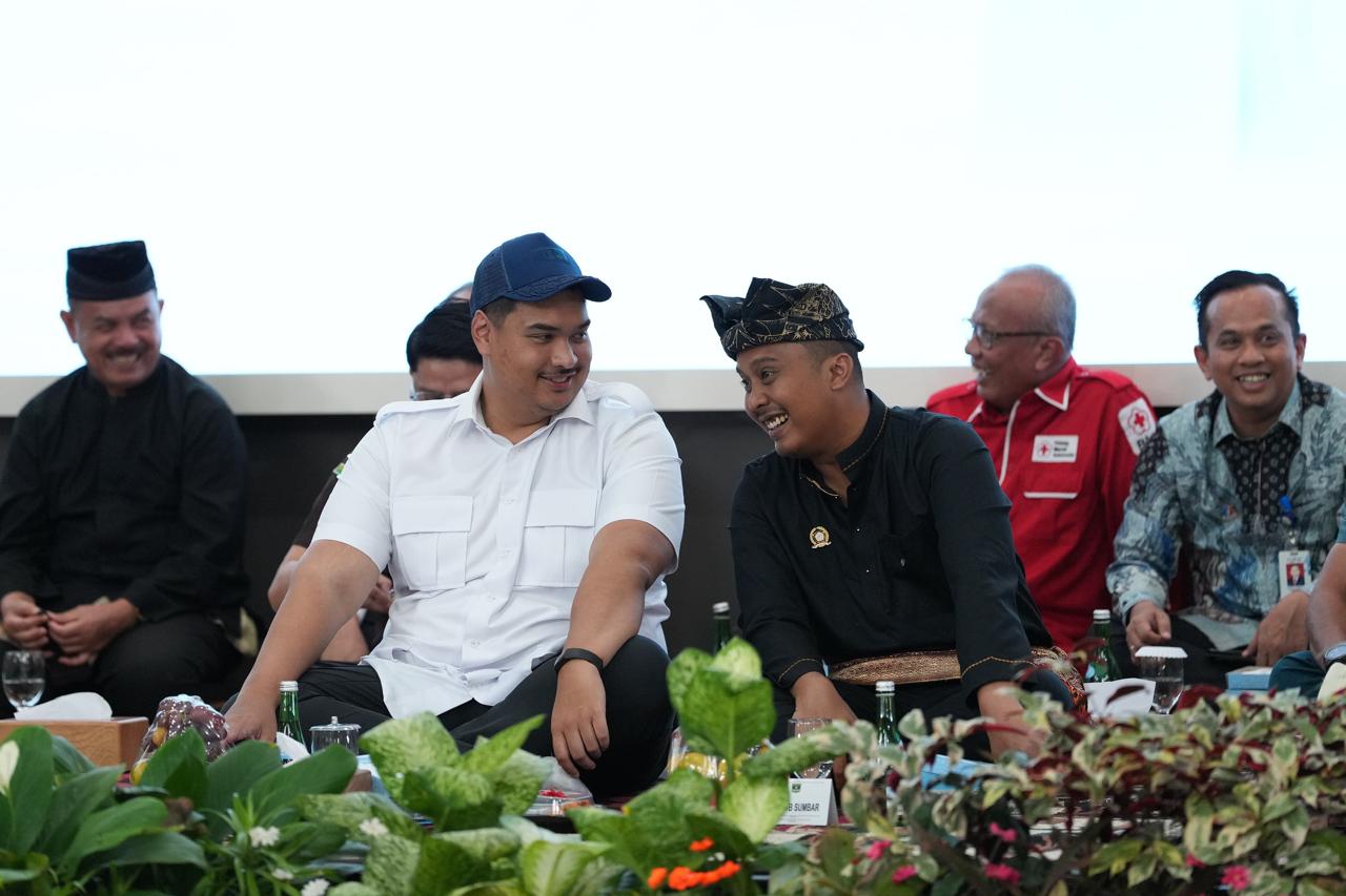 Menpora Dito Apresiasi Sumbar Jadikan Pencak Silat Ekstrakurikuler Wajib
