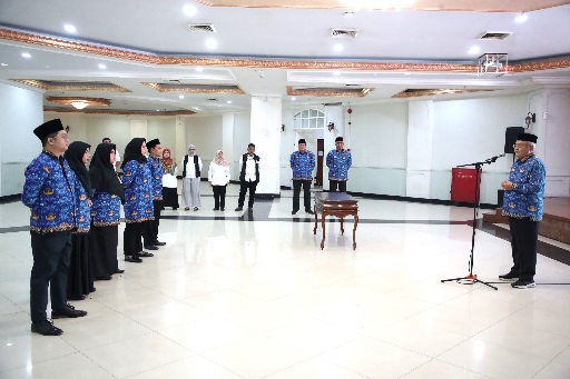 Lantik Lima Pejabat Fungsional, Sesmenpora Pesan Jaga Integritas Kemenpora yang Bersih dan Akuntabel