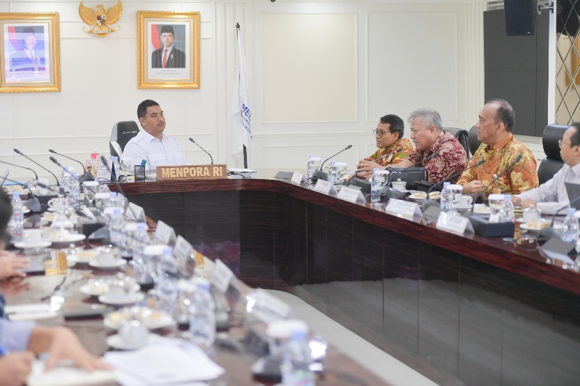 Rapat dengan LPDP Terkait Beasiswa Keolahragaan, Menpora Dito: Kolaborasi  Penting untuk Tingkatkan SDM Keolahragaan Berkualitas