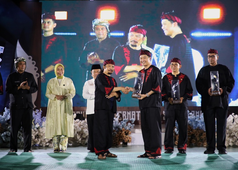 Lewat KISC 2025, Wamenpora Taufik  Ajak Masyarakat Lestarikan Silat dan Gairahkan Ekonomi Lokal