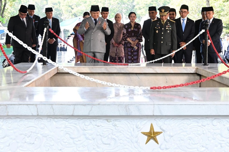 Wamenpora Taufik Hadiri Upacara Peringatan Hari Kesaktian Pancasila 2025 di Lubang Buaya