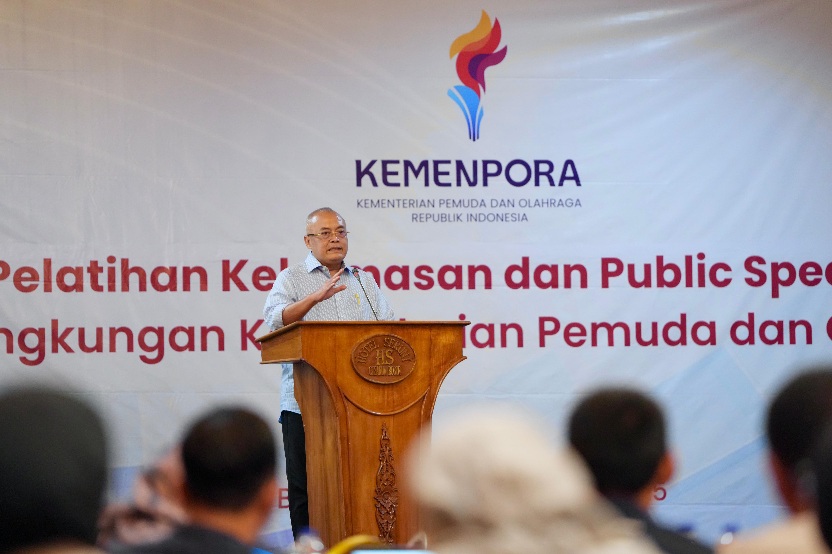 Sesmenpora Gunawan Buka Pelatihan Kehumasan dan Public Speaking di Lingkungan Kemenpora RI Tahun 2025