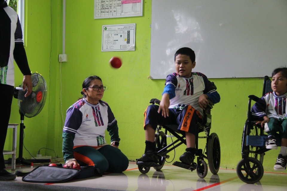 Penyandang Disabilitas di Batam Antusias  Ramaikan Festival Olahraga Disabilitas 2025