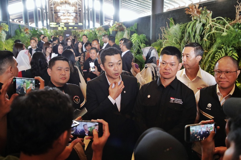 Wamenpora Taufik Hadiri Jersey Collection by Sarinah x Mills Team Indonesia SEA Games Thailand 2025