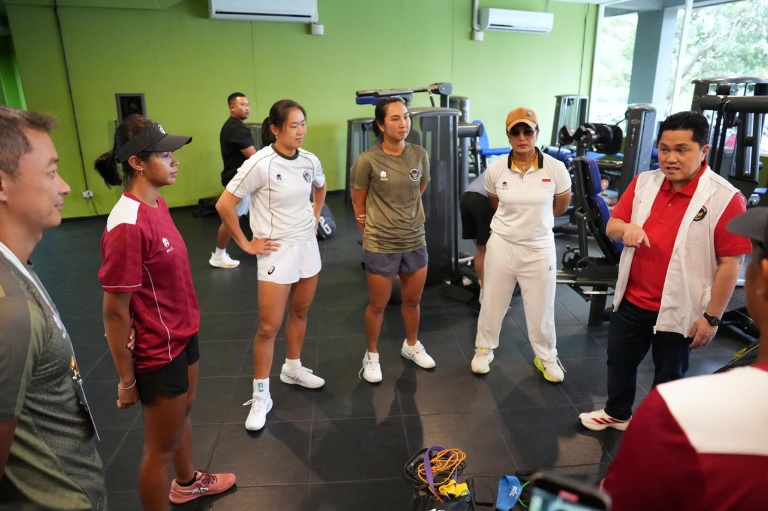 Menpora Erick Keliling Venue Beri Motivasi Perjuangan Atlet Indonesia di SEA Games 2025 Thailand