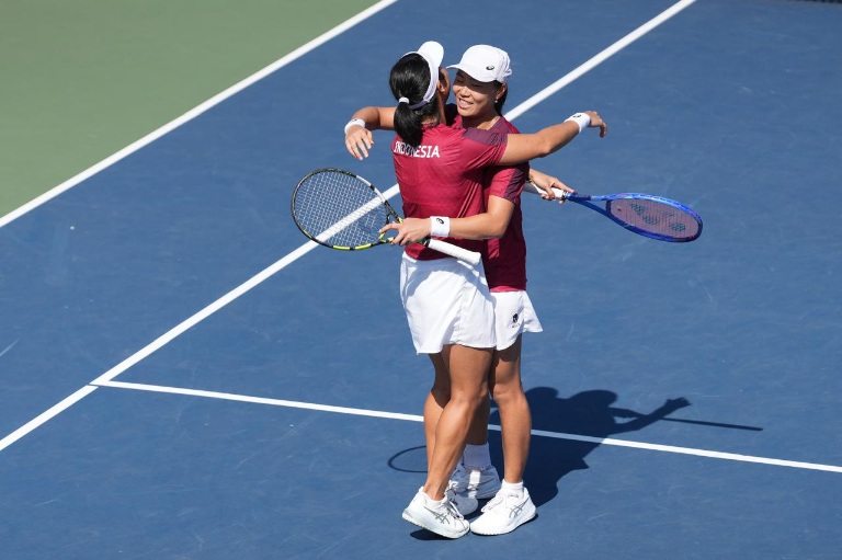 Tumbangkan Tim Tuan Rumah, Tenis Ganda Putri Indonesia Sukses Raih Emas SEA Games 2025 Thailand