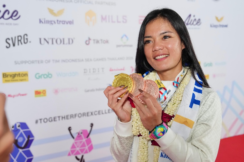 Lampaui Target, Ayustina Delia Priatna Persembahkan Emas Track Cycling untuk Bunda