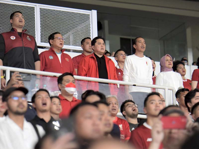 Menpora Dito Dampingi Presiden Jokowi Tonton Serunya Laga FIFA Matchday Indonesia vs Argentina